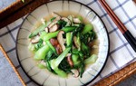Đừng vội chê cải chíp nhạt nhẽo, xào kiểu này 5 phút sau được món ngon xuất sắc