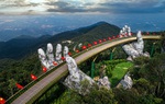 Ngắm không biết chán những khoảnh khắc tuyệt đẹp của Cầu Vàng