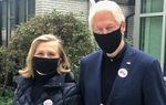 Bầu cử Tổng thống Mỹ: Vợ chồng bà Hillary Clinton bỏ phiếu cho ông Joe Biden