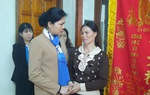 Chủ tịch Hội LHPN Việt Nam thăm hỏi thân nhân liệt sĩ, phụ nữ, trẻ em bị ảnh hưởng bởi bão lụt ở Quảng Trị