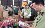 Cao điểm chống buôn lậu, hàng giả dịp Tết Nguyên đán Tân Sửu