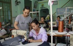 Lương, thưởng Tết năm 2021 khó tăng và thực hiện muộn hơn năm trước