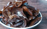 Ngâm mộc nhĩ, thêm 3 nguyên liệu rồi lắc mạnh, sau 5 phút, điều kì diệu xảy ra