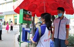 Sản phẩm máy đo thân nhiệt và rửa tay tự động trong 1 giây “made in” sinh viên