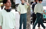 Loạt ảnh chụp trộm Won Bin trên phố gây sốt: Fan lo bà xã Lee Na Young mất chồng