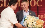 Nghệ sĩ Hoàng Dũng, Quốc Khánh và Xuân Bắc đến mừng Công Lý lên chức