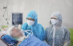 Sức khỏe phi công người Anh nhiễm Covid-19 có những tín hiệu đáng mừng