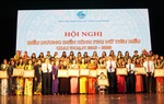 Trao tặng Bằng khen và ‘vòng nguyệt quế’ cho những phụ nữ góp công trong việc xây dựng một Nam Định giàu mạnh