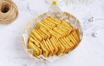 4 bước đơn giản làm bánh quy cracker giòn xốp hấp dẫn để dành ăn dần