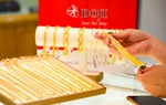 Thị trường trong nước trên đà tái lập ngưỡng 49 triệu đồng/lượng, tăng theo nhịp của giá vàng thế giới
