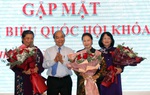 Gặp mặt nữ lãnh đạo và hơn 130 nữ đại biểu Quốc hội