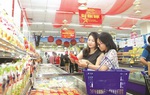 "Mưa" khuyến mại tại Hà Nội, nhiều mặt hàng giảm giá đến 100%