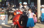 Chuyên gia hướng dẫn đối phó với chứng say nóng, say nắng cho trẻ khi đến trường trong hè này