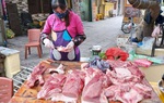 Sau quyết định nhập lợn sống về giết mổ để bình ổn, giá thịt ở chợ dân sinh thế nào