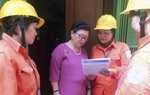 Đủ cách tiết kiệm điện, vẫn lo lắng vì dự báo hóa đơn điện tháng 6 tăng cao