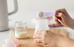 Không chú ý 3 điều này, cho con uống sữa đắt tiền đến mấy cũng vô tác dụng