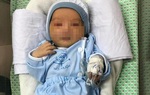 Bé sơ sinh bị bỏ rơi ở hố ga đã tử vong