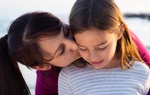 Mẹ “nhắn nhủ” con gái trước khi con bước vào tuổi 13