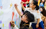 Hãy cùng con bắt đầu trạng thái "bình thường mới" từ việc "cách ly" khỏi các thiết bị điện tử