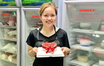 Bán bánh online, nữ sinh viên Học viện Ngân hàng thu 200 triệu đồng/tháng 