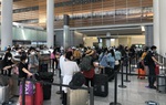 Đưa công dân Việt từ Hoa Kỳ về nước, 1 hành khách cao tuổi đột tử