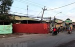 Bình Dương: Container văng xuống đường đè chết 1 phụ nữ