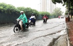 Áp thấp nhiệt đới có khả năng mạnh lên thành bão, mưa lớn bao phủ cả 3 miền từ ngày mai