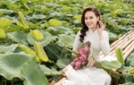 Combo chụp ảnh cùng hoa hấp dẫn chị em 