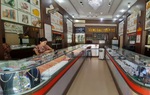 Tiệm vàng vắng hoe khi giá vàng lập kỷ lục