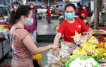 Đà Nẵng giãn cách, người dân được phát thẻ để đi chợ theo ngày chẵn-lẻ