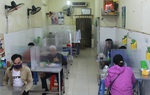 Từ 0h ngày 19/8: Đóng cửa hàng ăn, quán bia ở Hà Nội nếu không giãn cách chỗ ngồi 