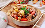 Om thịt gà, lỡ tay cho thêm một loại hạt lại được món ngon như nhà hàng