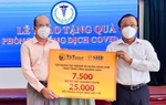 Hơn 30.000 đồ bảo hộ y tế và kit xét nghiệm cho Quảng Nam chống dịch