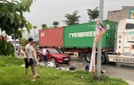Hà Nội: Truy tìm tài xế container lấn làn, vượt ẩu cán chết cô gái trẻ rồi bỏ chạy