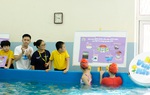 Hè vui khỏe - Dạy trẻ sinh tồn dưới nước