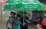 TPHCM: Mưa như trút nước trong buổi chiều thi môn Toán