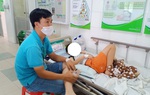 Hàng chục học sinh ở TPHCM nhập viện: Phụ huynh nghi con bị ngộ độc thực phẩm do thức ăn tại trường 