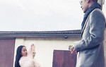 Ngoài con gái hay ăn mặc quê mùa, Triệu Vy còn một con trai nhiều năm giờ lộ mặt