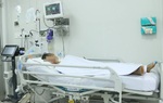 Bệnh nhân ở Vũng Tàu bị ngộ độc sau khi ăn pate Minh Chay đã mở mắt, há miệng