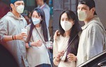 Vợ thiếu gia Cbiz bụng bầu vượt mặt nhưng có tên trong giấy kết hôn hay không vẫn phải... chờ
