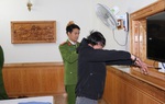 Thủ đoạn của 2 kẻ tống tiền các cặp đôi rủ nhau vào nhà nghỉ