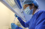 Hà Nội: lấy mẫu xét nghiệm Covid-19 lần 2 cho hơn 4.000 người tham gia Đại hội Đảng lần thứ XIII