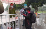 Rơi nước mắt trước tâm sự của người mẹ có con phải cách ly ở trường Tiểu học Xuân Phương