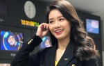 Nữ MC VTV từng bị "cắt sóng" vì mặt quá trẻ