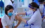 Bộ Y tế đề nghị các địa phương căn cứ tình hình dịch bệnh để tiêm vaccine ngừa Covid-19 cho trẻ em