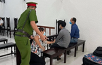 Con bị tử hình vì giết người tình, mẹ khóc ngất tại tòa