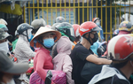Công điện của Thủ tướng Chính phủ về việc tổ chức đưa đón người dân có nhu cầu cần thiết, chính đáng được về quê an toàn, chu đáo 