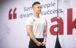 Hàng loạt trai đẹp đến show của Hương Giang