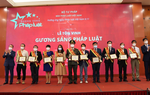 Tôn vinh 50 Gương sáng pháp luật: Lan tỏa tinh thần thượng tôn pháp luật
