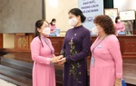 Phụ nữ TPHCM "tay bắt mặt mừng" dự Đại hội phụ nữ trong trạng thái “bình thường mới”